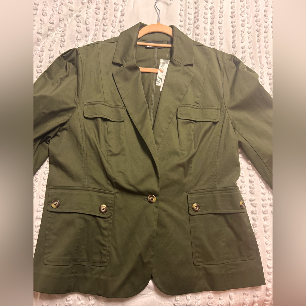Brand New Newyork And Company 34 Sleeve Blazer Size 16